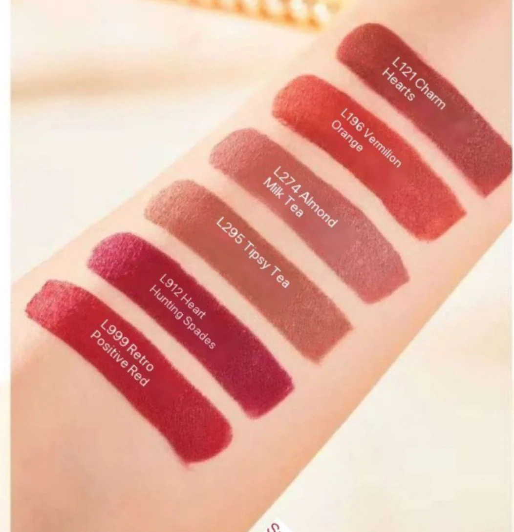 Red Velvet Champs Lipstick - 2