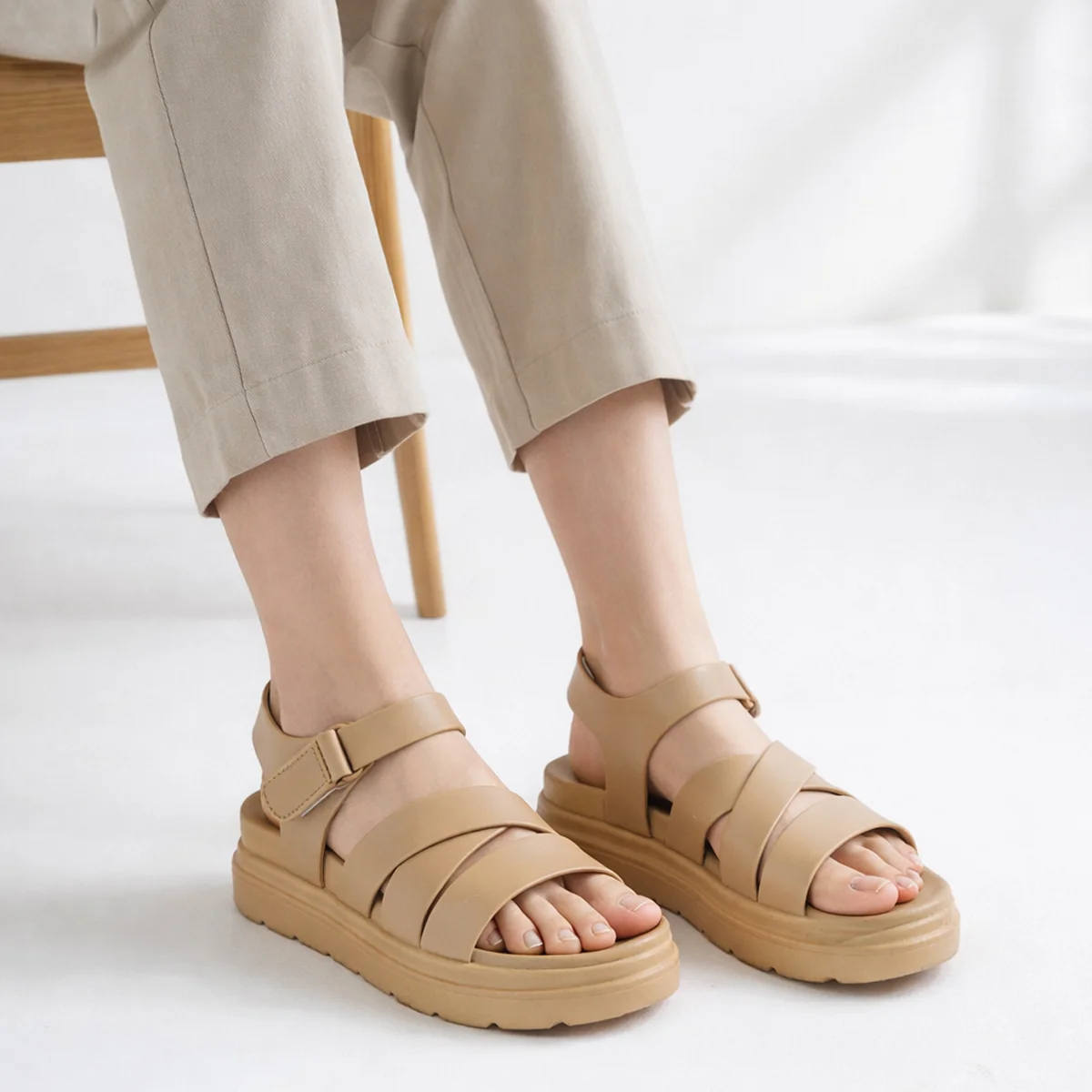 Cushioned Pale Kinder Sandals